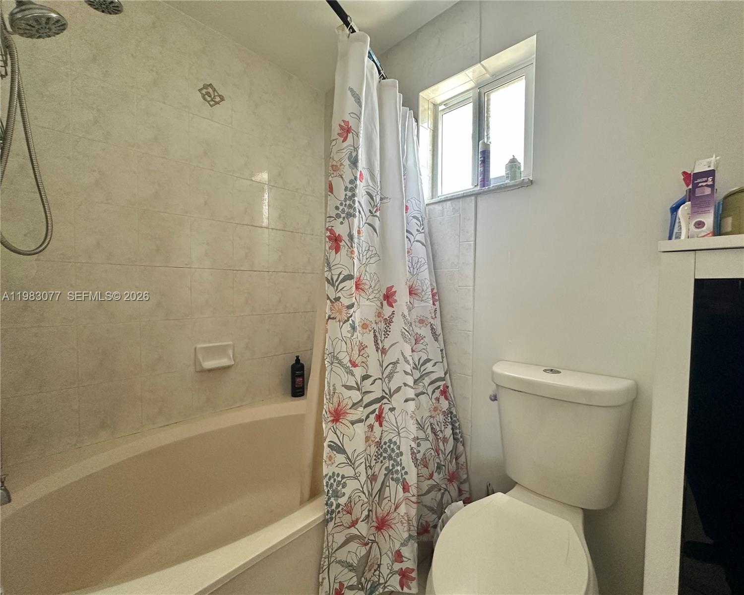 MAJESTIC ESTATES 2ND ADDN - Residential