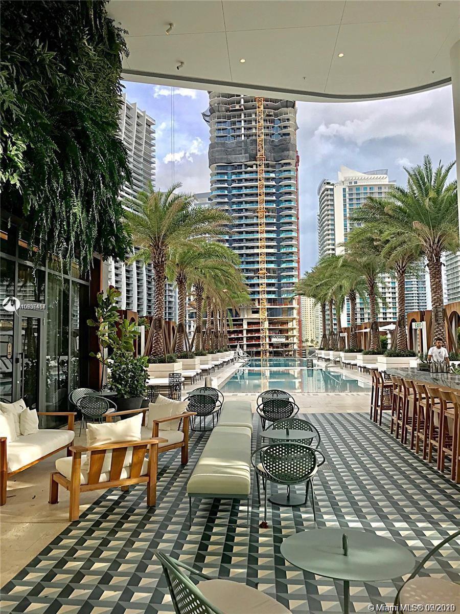 801 SMA RESIDENCES CONDO - Residential Lease