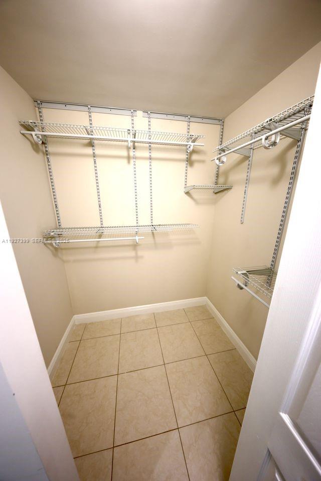 POINCIANA 5 OF PINE ISLAN - Residential