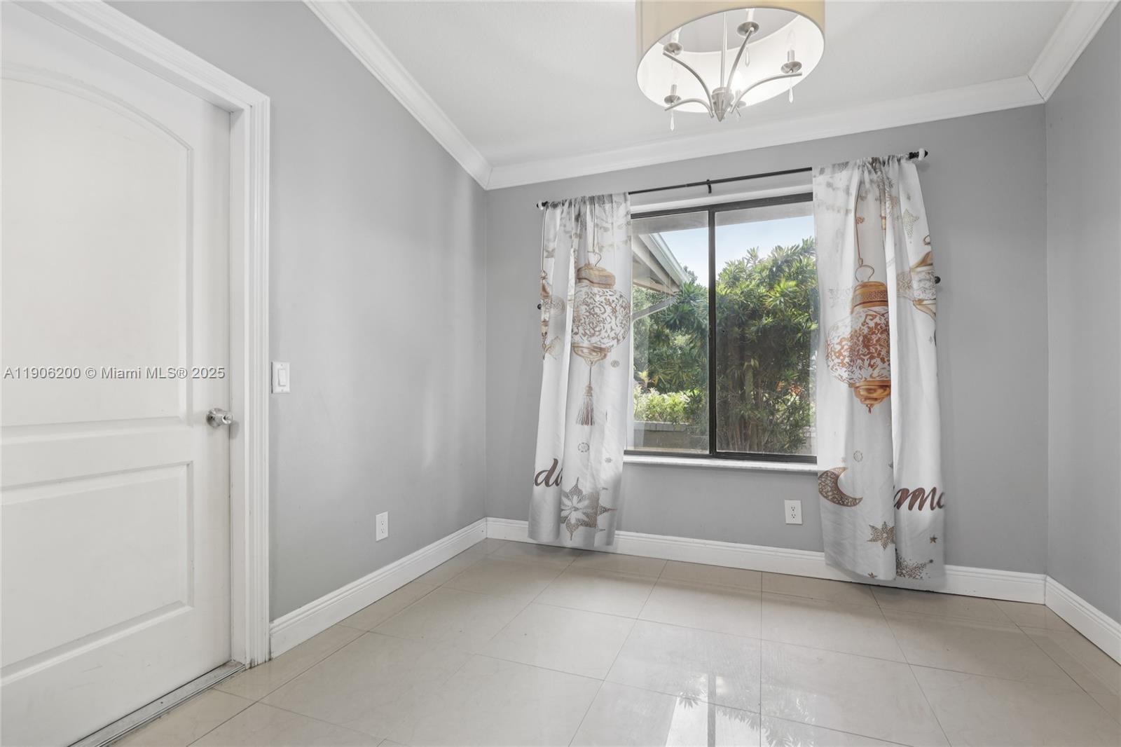 HARRIEL ESTATES - Residential