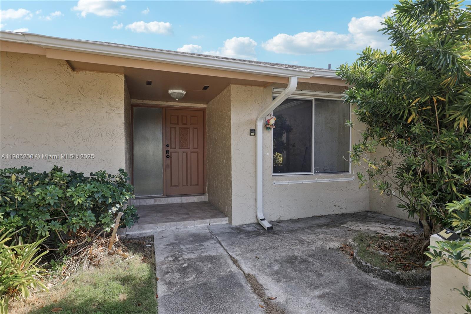 HARRIEL ESTATES - Residential