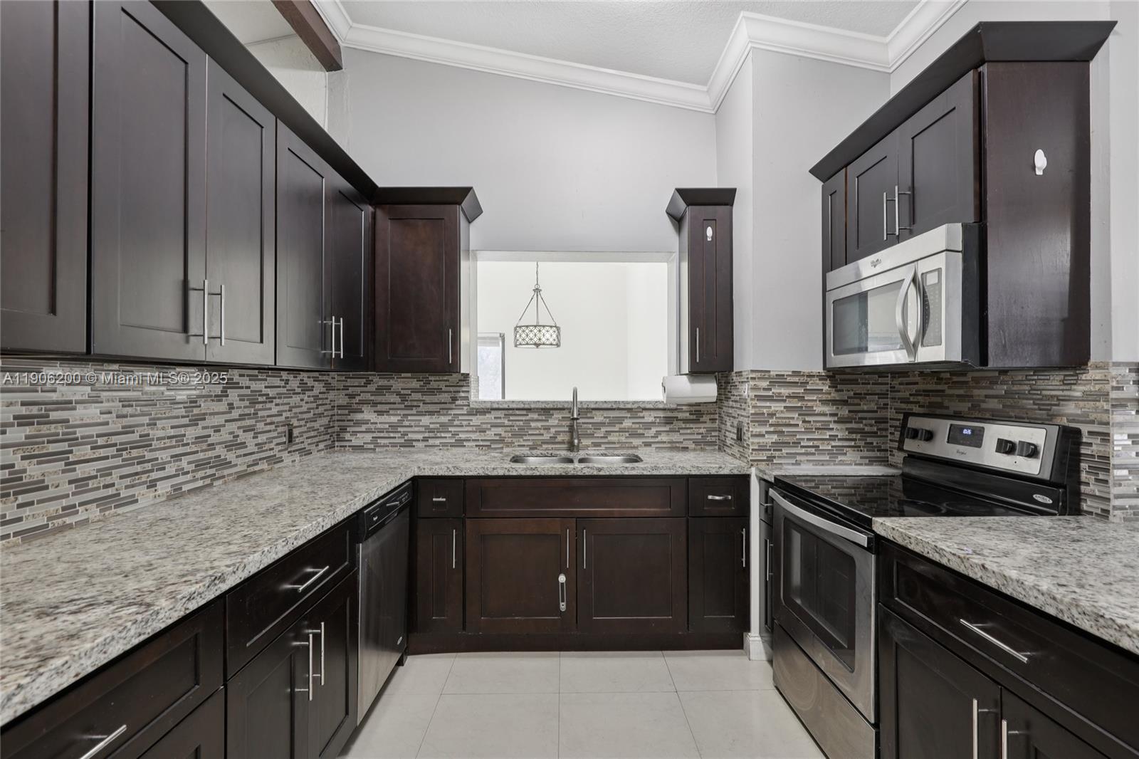 HARRIEL ESTATES - Residential