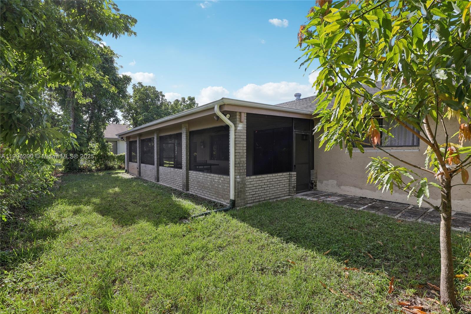 HARRIEL ESTATES - Residential