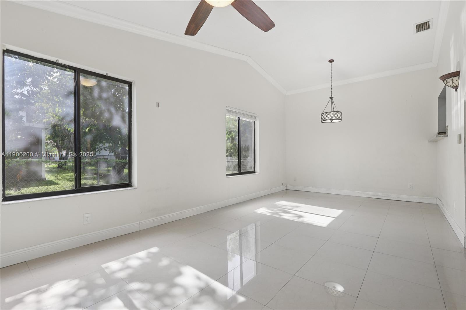 HARRIEL ESTATES - Residential