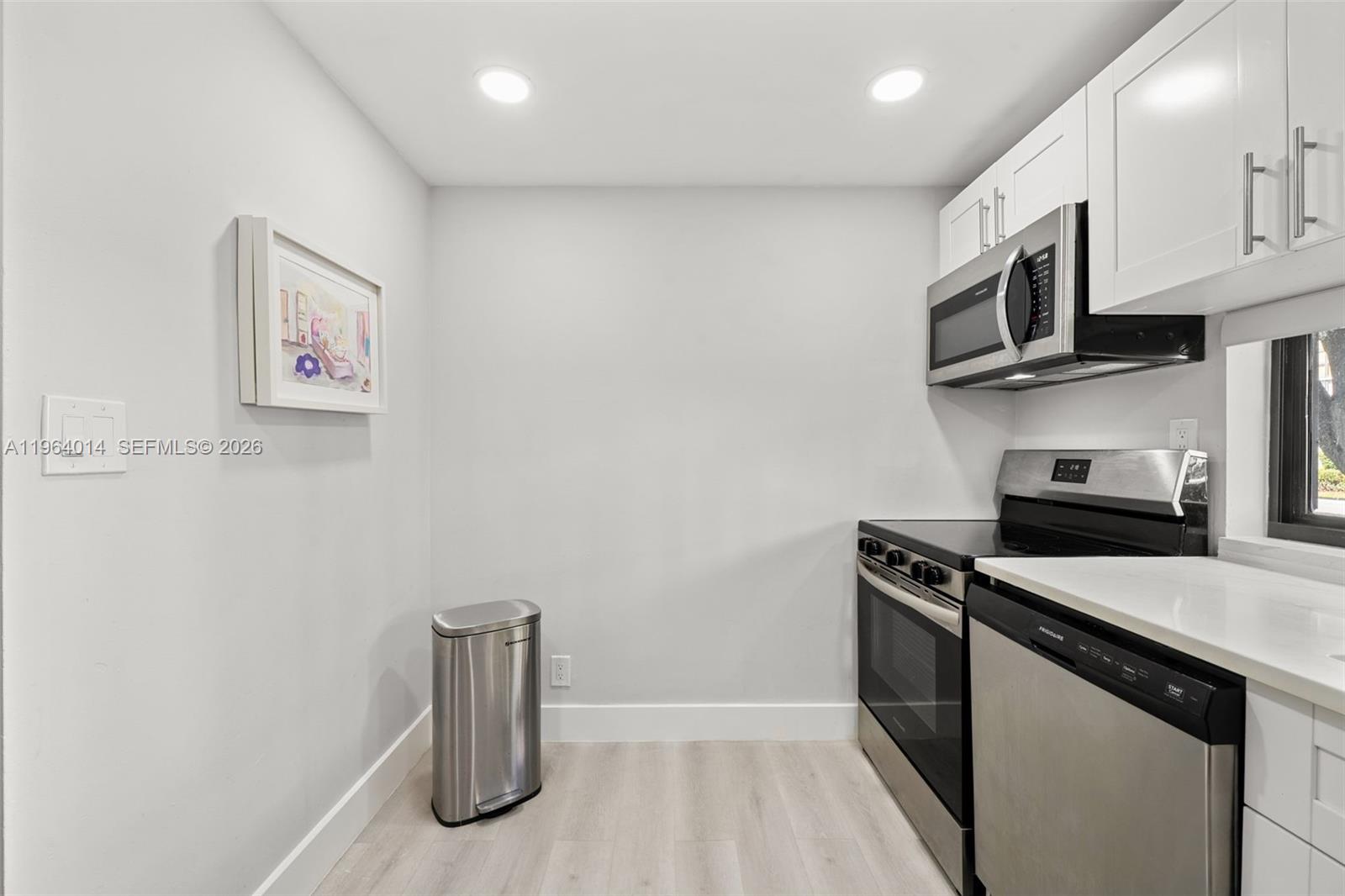 PLAZA OF AMERICAS CONDO P - Residential