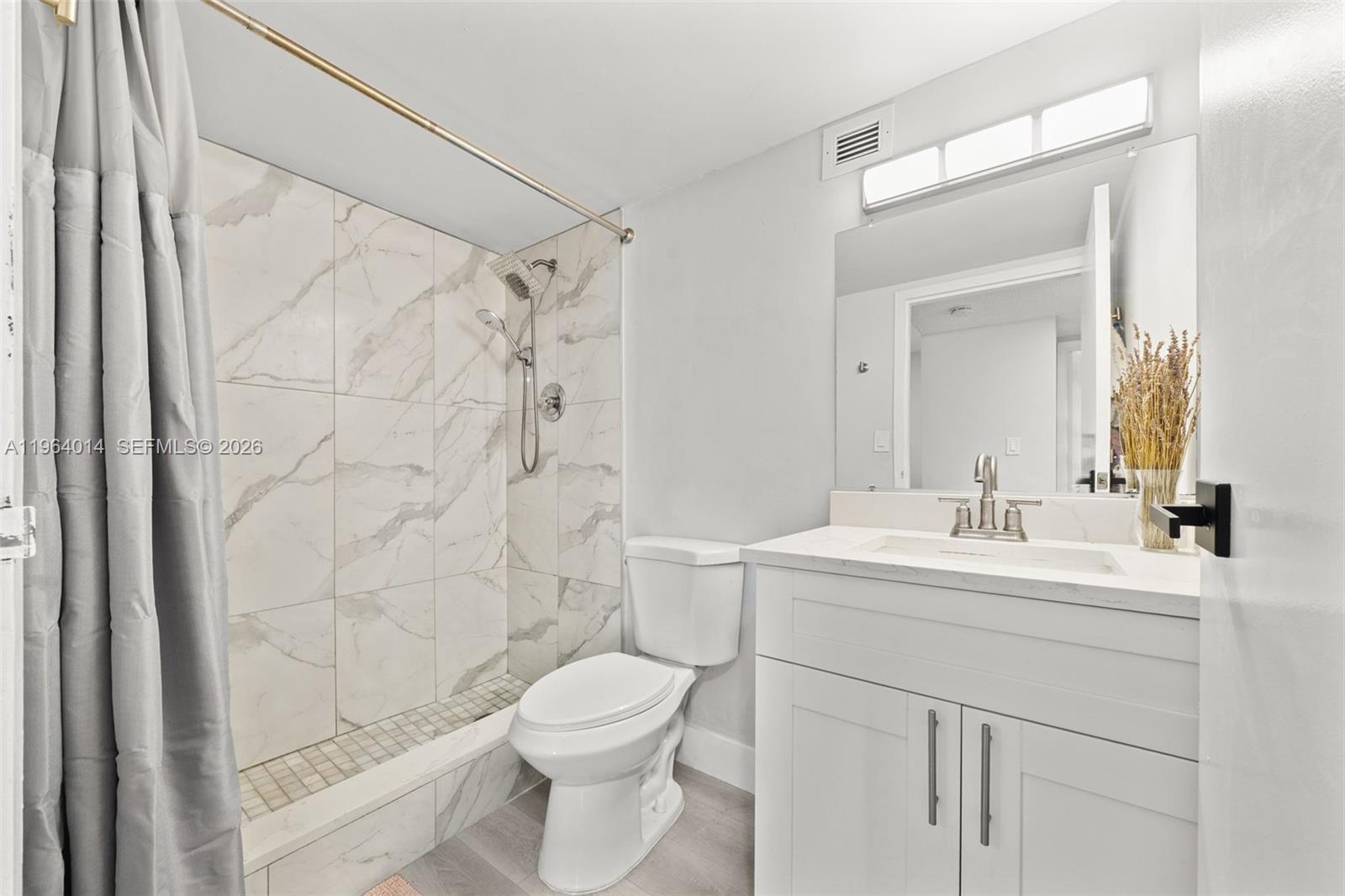 PLAZA OF AMERICAS CONDO P - Residential