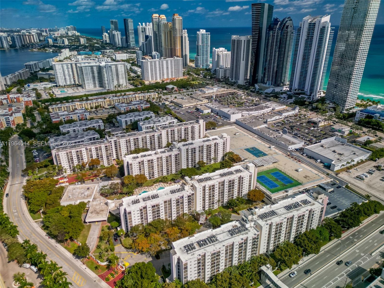 PLAZA OF AMERICAS CONDO P - Residential