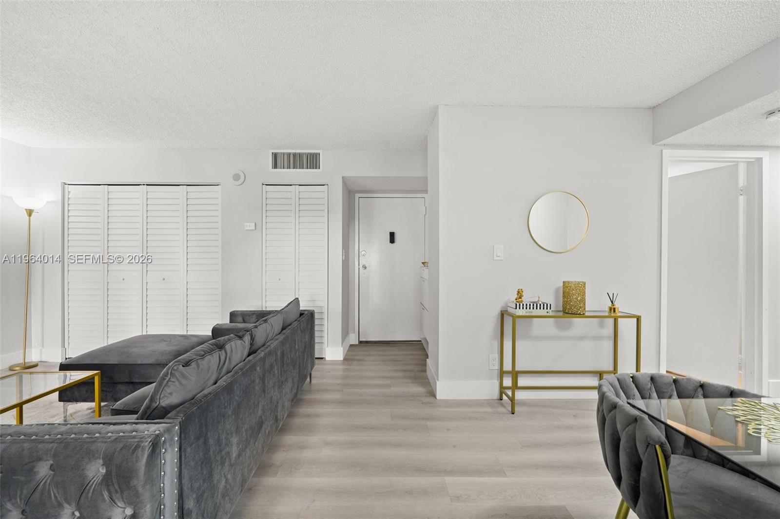 PLAZA OF AMERICAS CONDO P - Residential