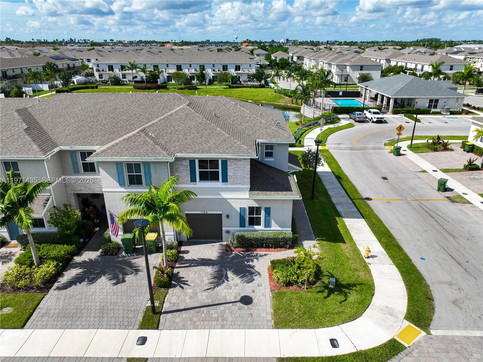 CEDAR AT KEYS GATE - Residential