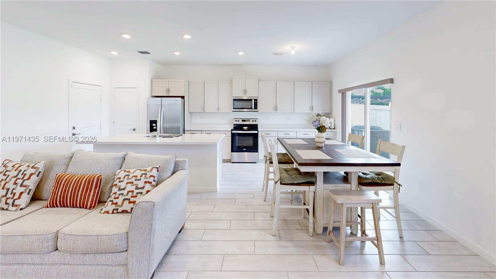 CEDAR AT KEYS GATE - Residential