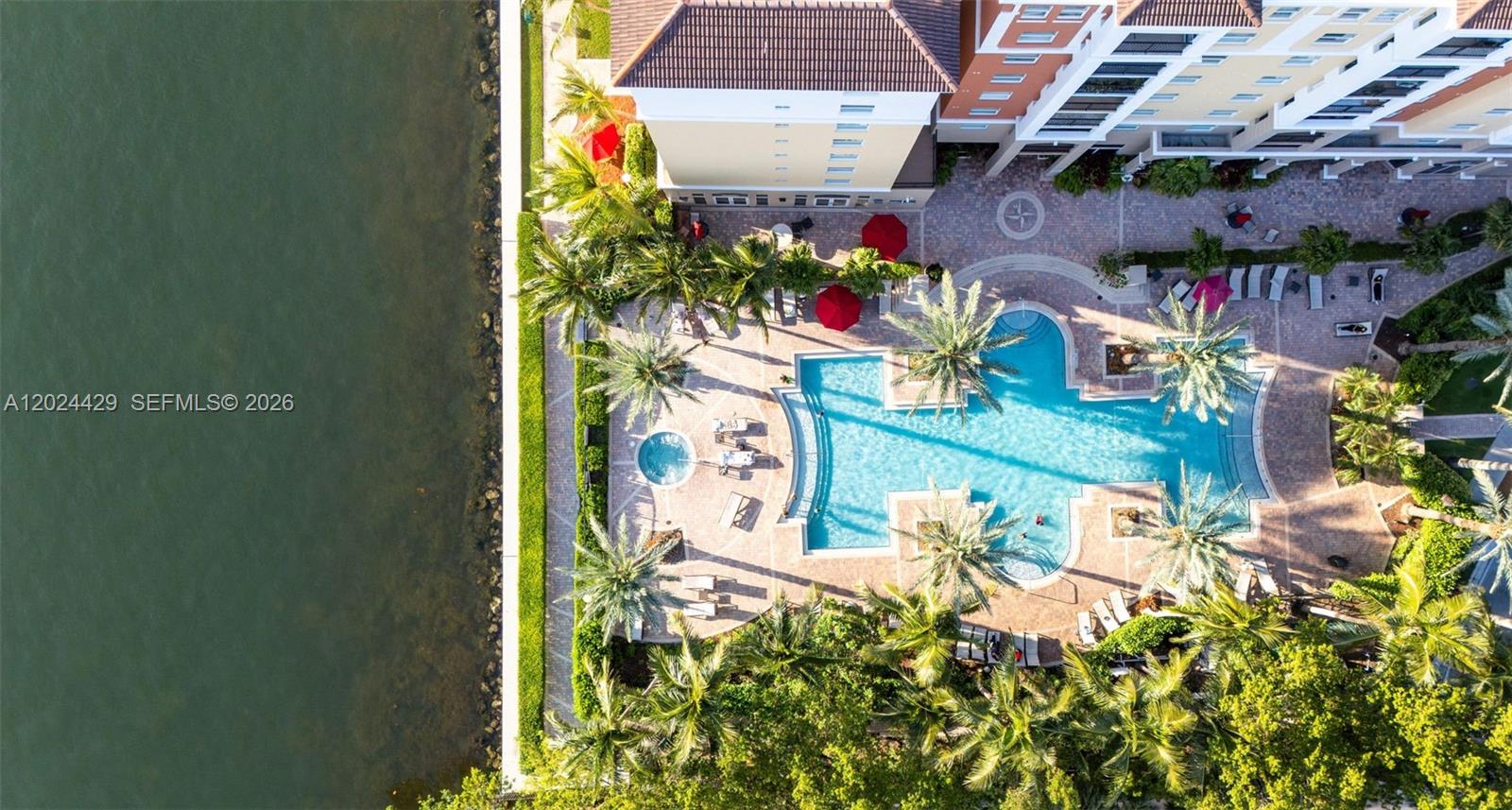 PORTO BELLAGIO CONDO - Residential