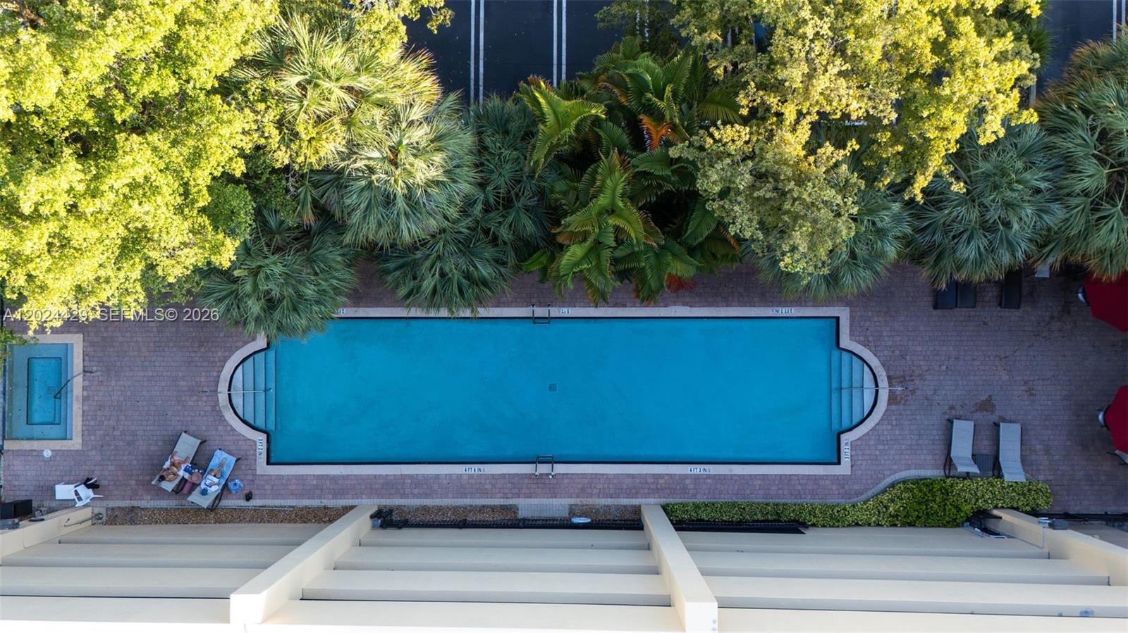 PORTO BELLAGIO CONDO - Residential
