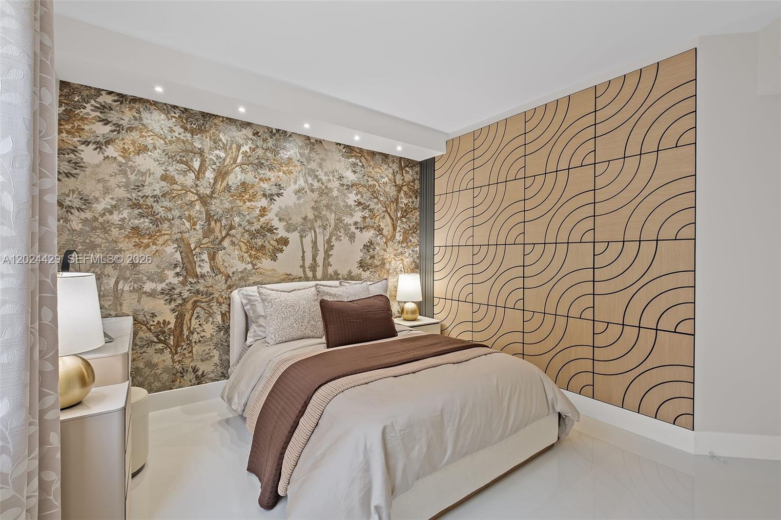 PORTO BELLAGIO CONDO - Residential