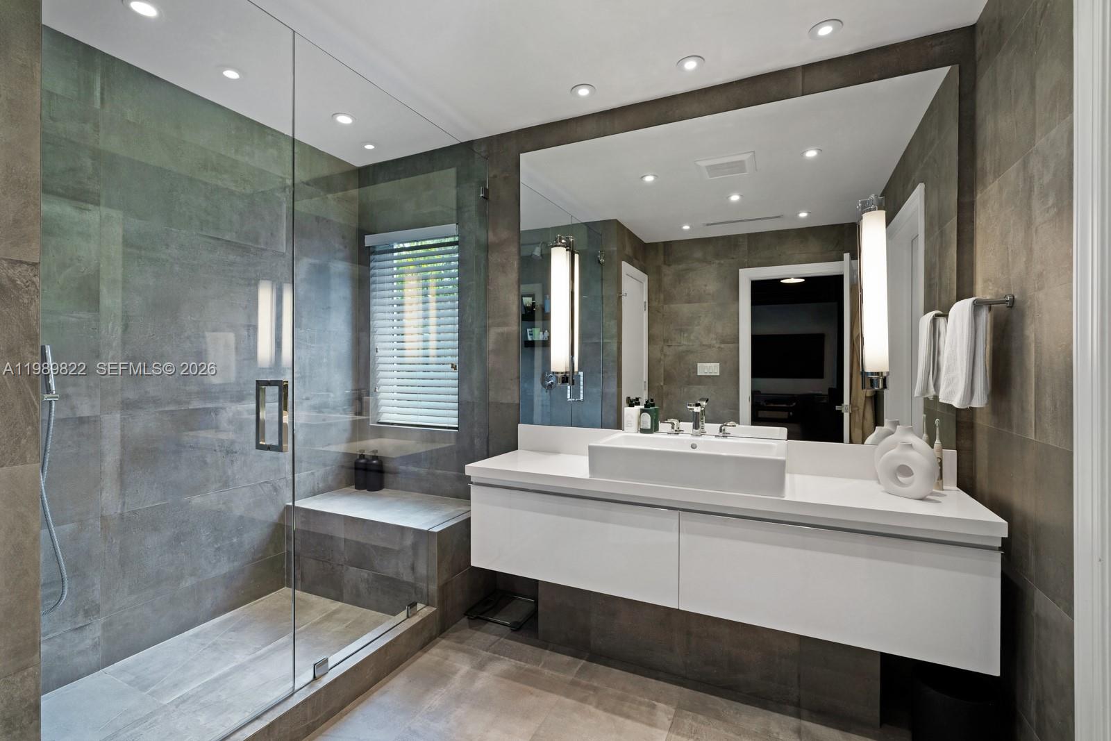 ALTON BEACH BAY FRONT RE- - Residential