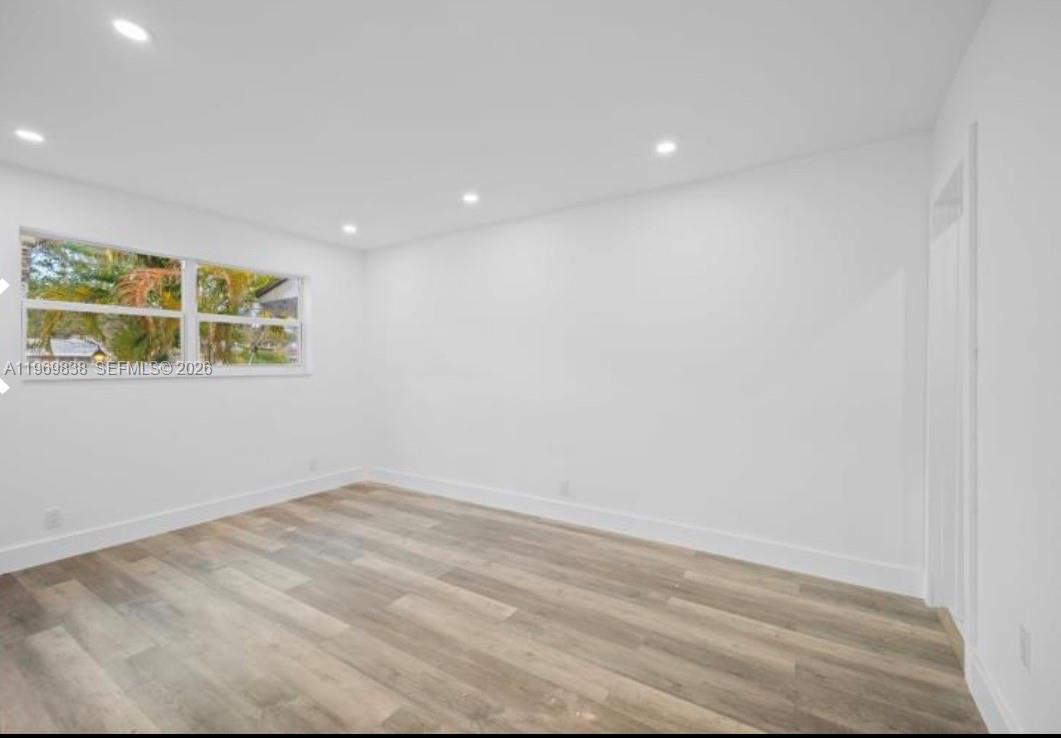 WOODED HILLS ESTATES - Residential Lease