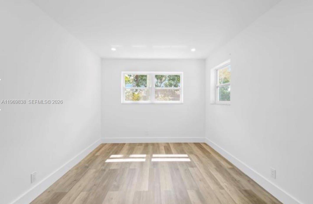 WOODED HILLS ESTATES - Residential Lease