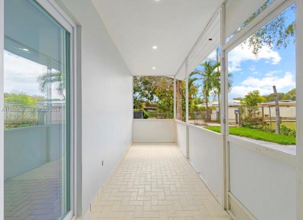 WOODED HILLS ESTATES - Residential Lease