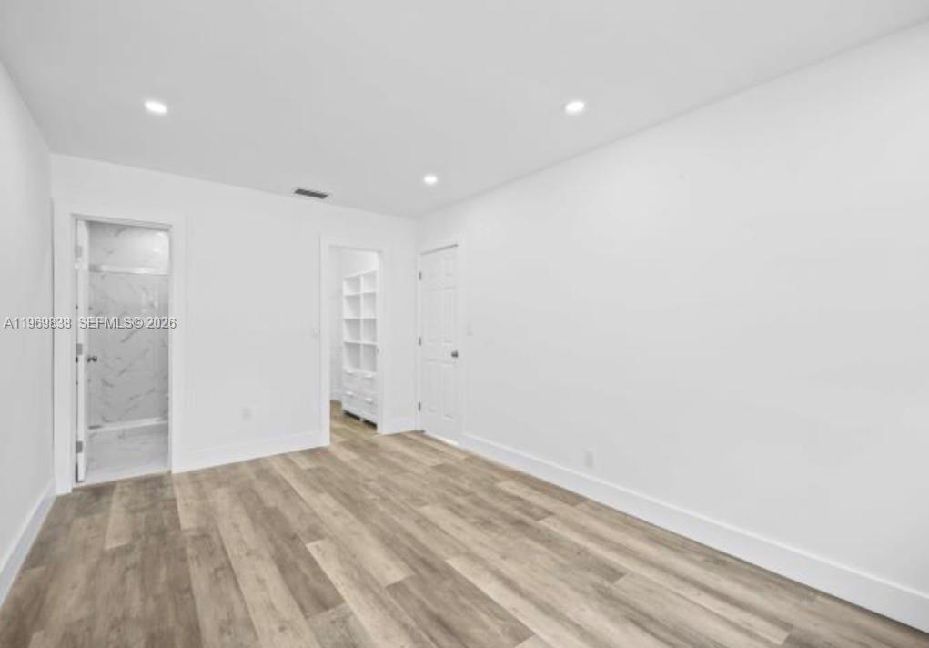 WOODED HILLS ESTATES - Residential Lease