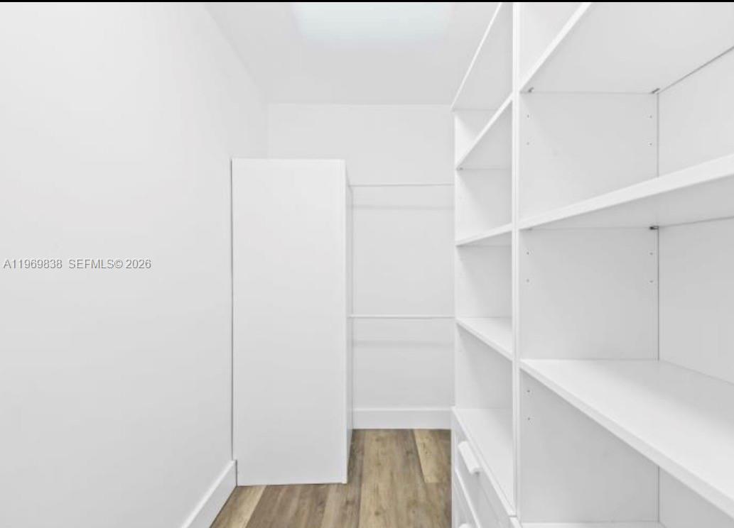 WOODED HILLS ESTATES - Residential Lease