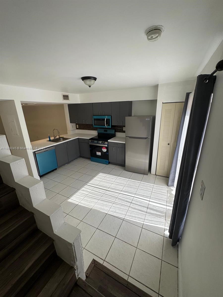 14910 SW 82nd Ter 15-207