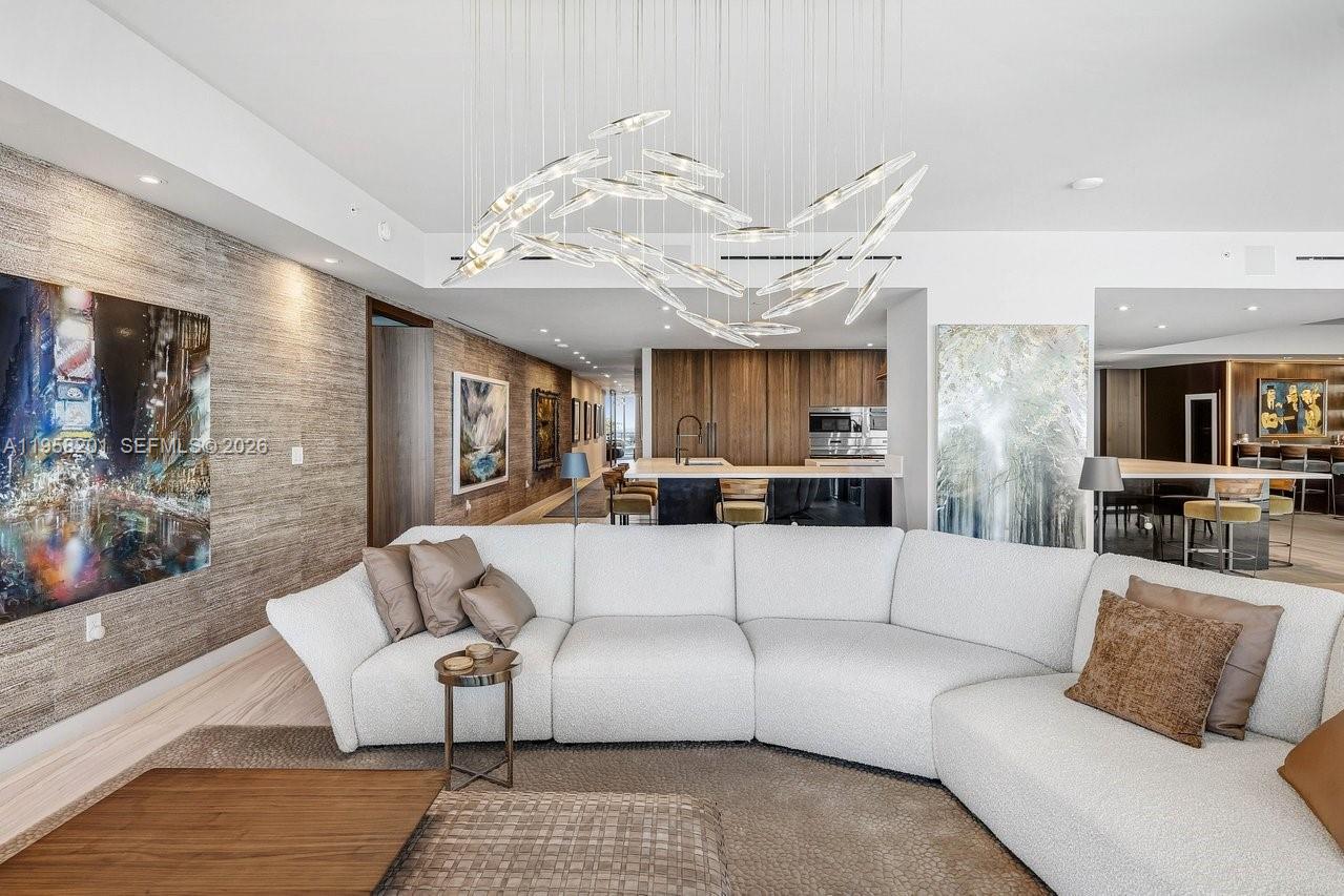 2200 N Ocean Blvd S1704/05