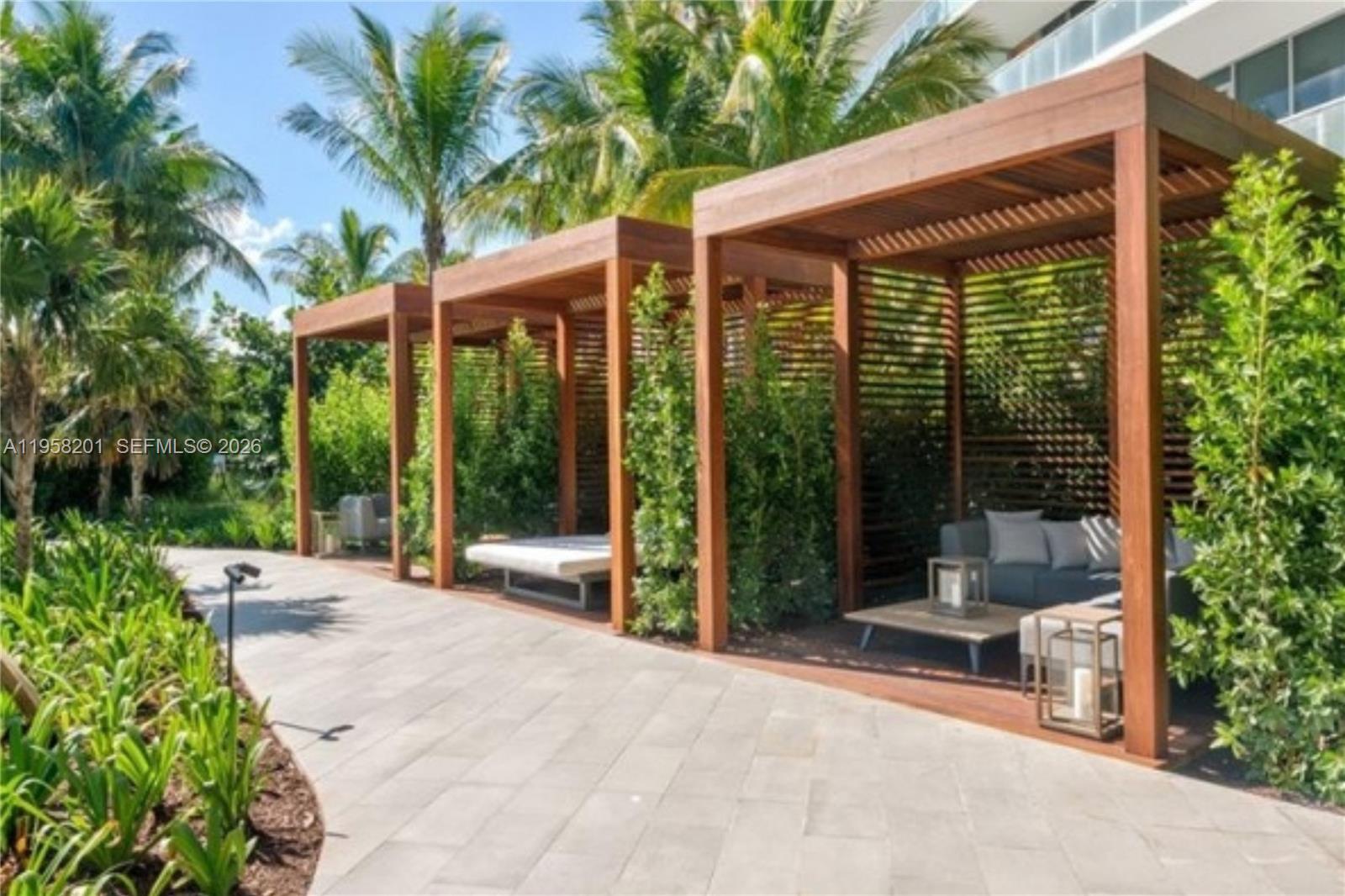 2200 FORT LAUDERDALE BEACH - Residential