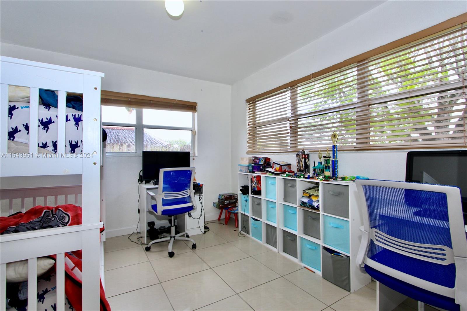 SUNSWEPT ISLE - Residential Lease