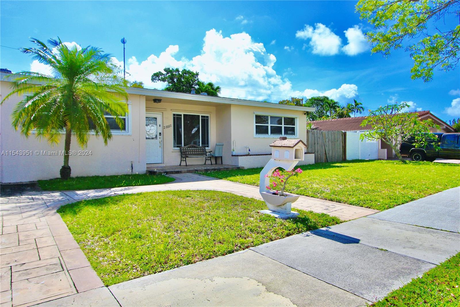 SUNSWEPT ISLE - Residential Lease