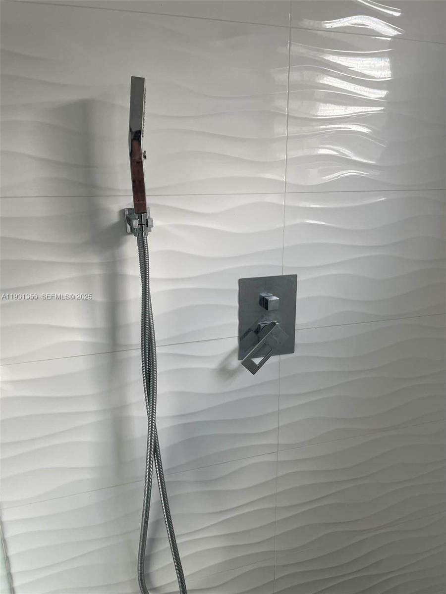 Sandalfoot Cove Sec Two - Residential