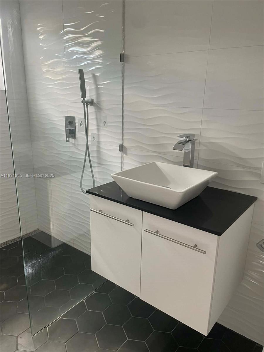 Sandalfoot Cove Sec Two - Residential