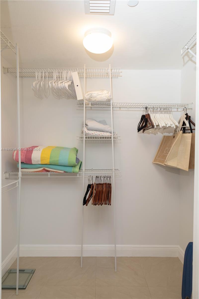 BEACH CLUB THREE CONDO - Residential