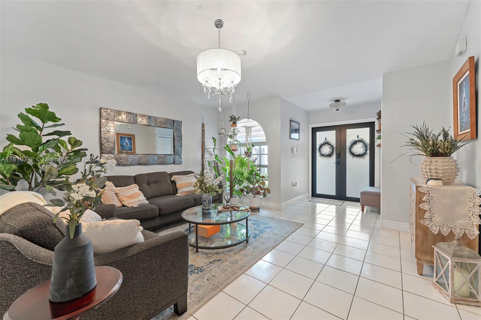 BIRD LAKES SOUTH SEC 2 - Residential Lease