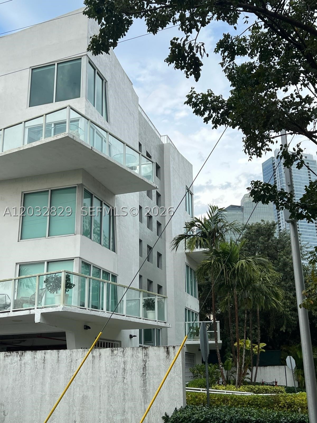 1650 Brickell Ave 206