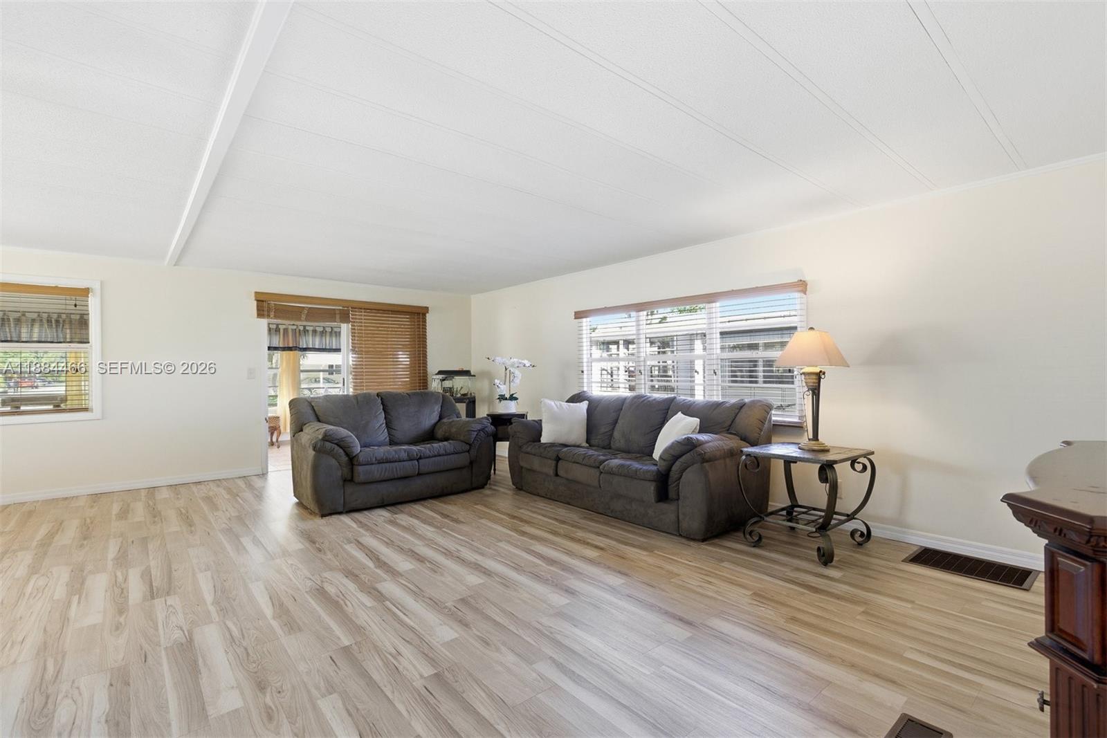 ESTATES OF FT. LAUDERDALE - Residential