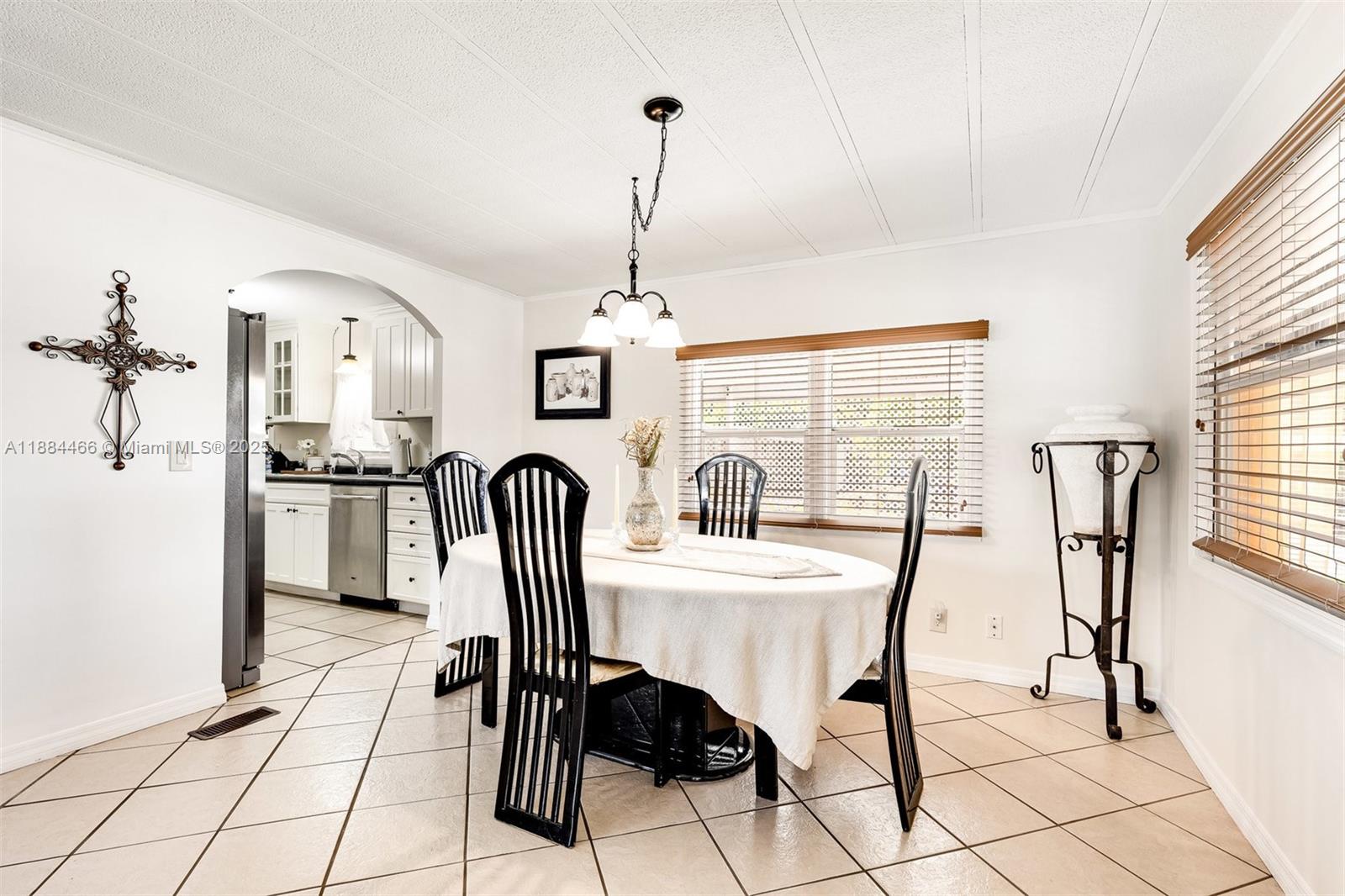 ESTATES OF FT. LAUDERDALE - Residential