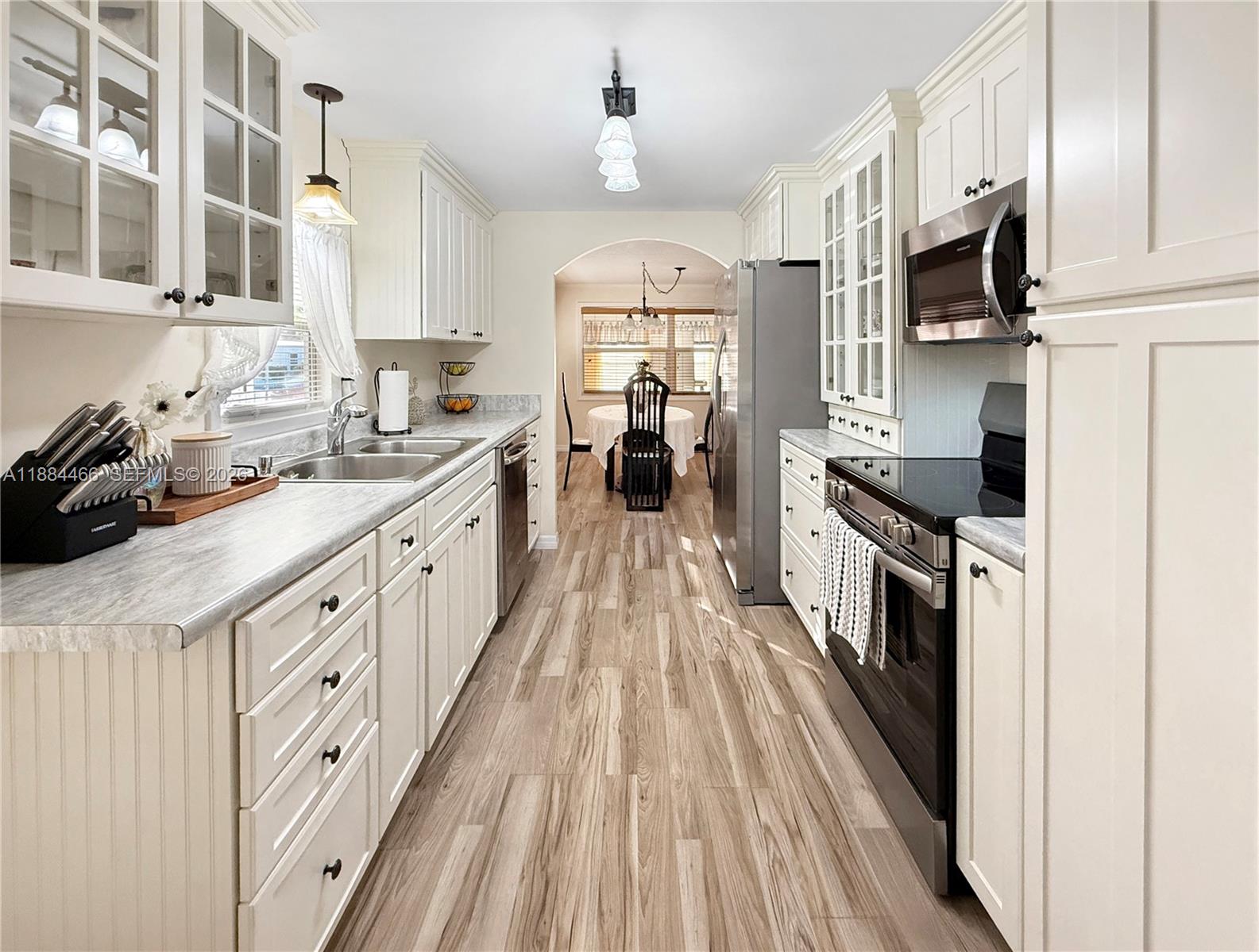 ESTATES OF FT. LAUDERDALE - Residential