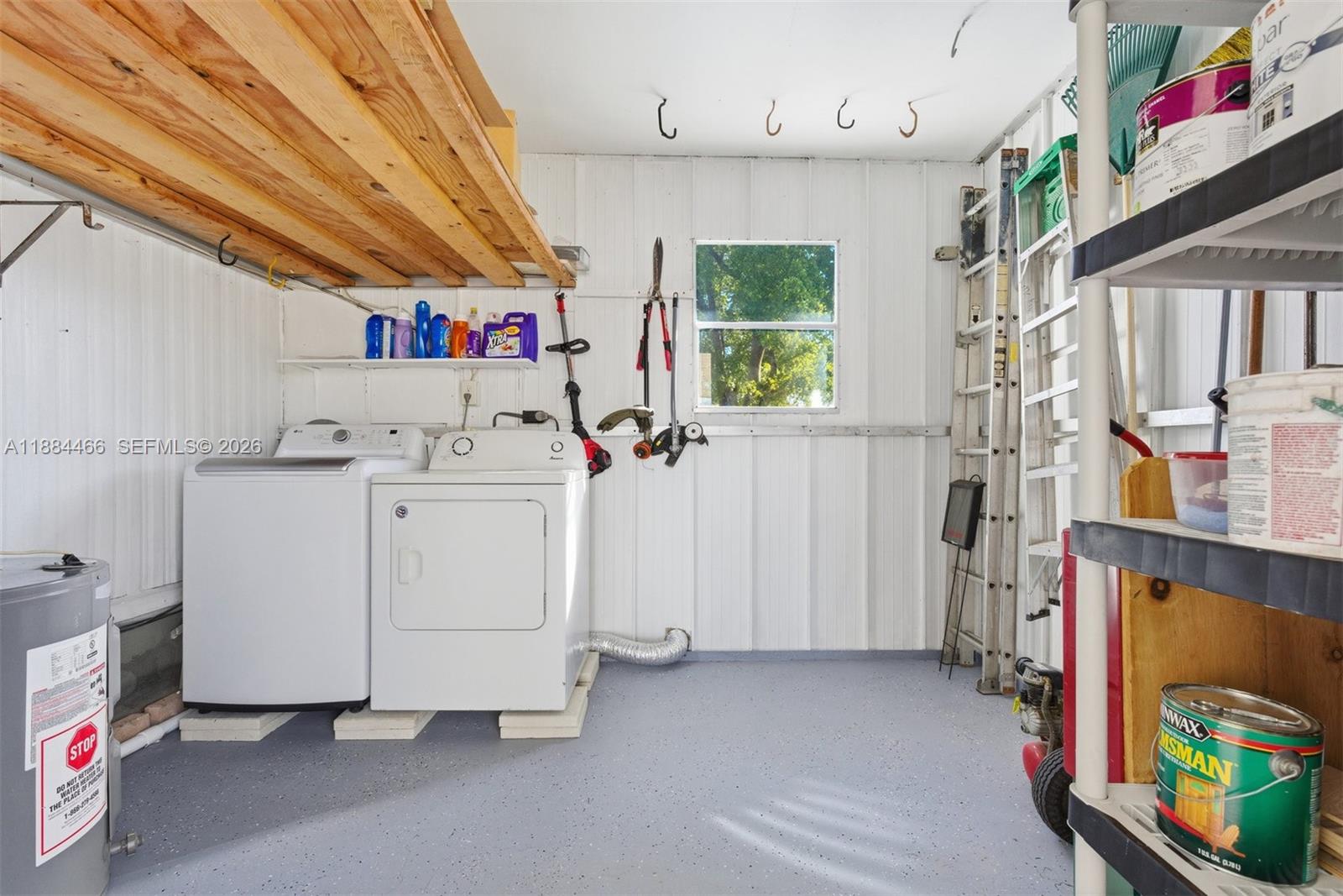 ESTATES OF FT. LAUDERDALE - Residential