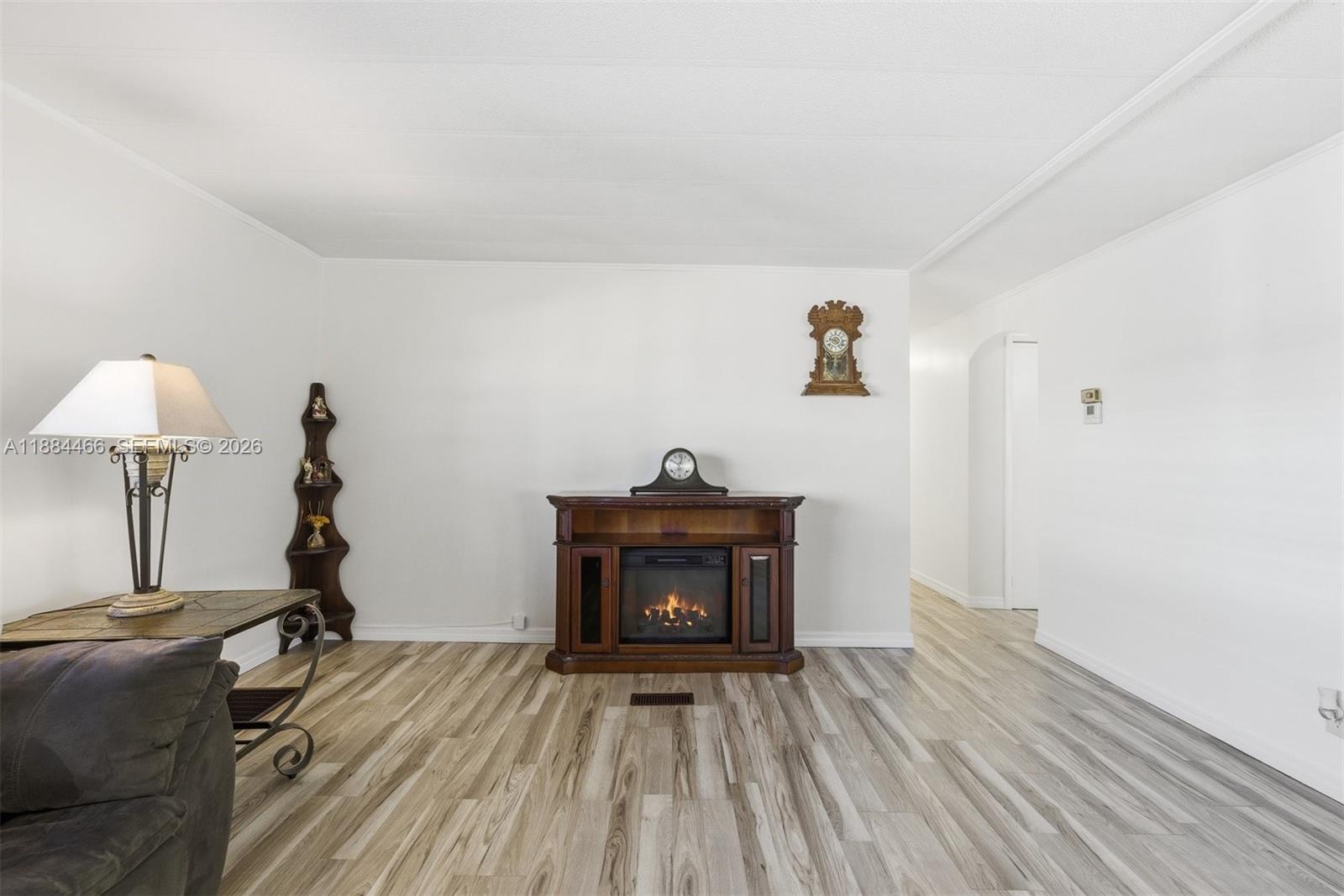 ESTATES OF FT. LAUDERDALE - Residential