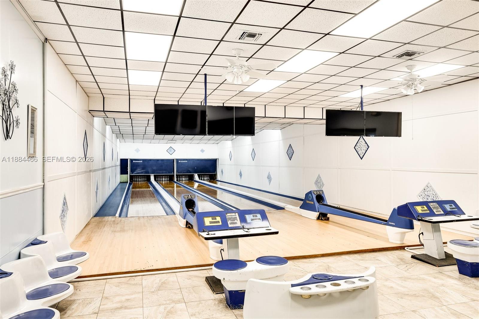 ESTATES OF FT. LAUDERDALE - Residential