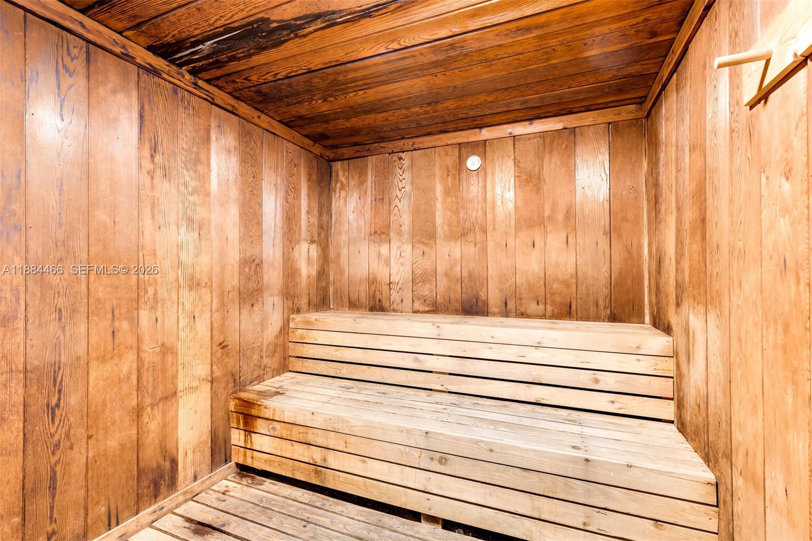 ESTATES OF FT. LAUDERDALE - Residential