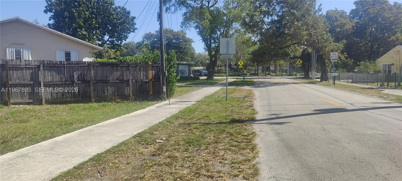 HOLLYWOOD BEACH GARDENS - Land