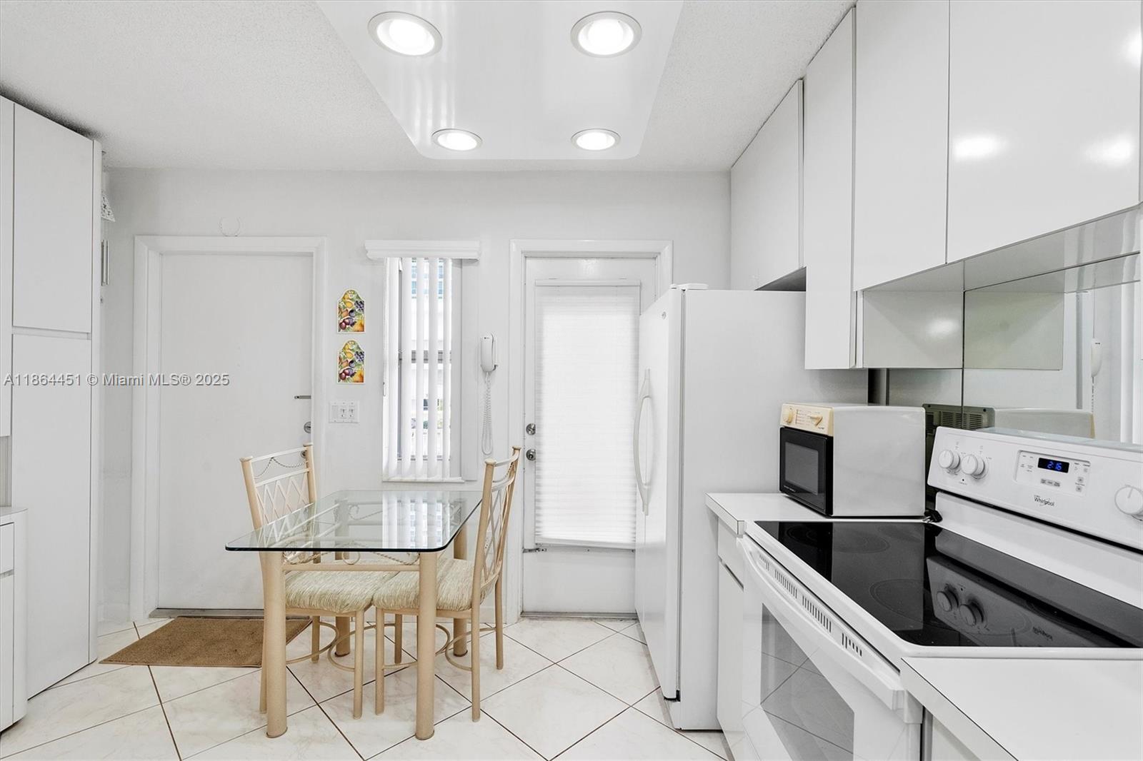 1891 S Ocean Dr 202