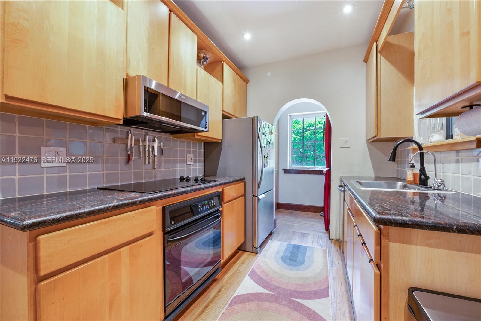 CORAL GABLES GRANADA SEC - Residential Lease