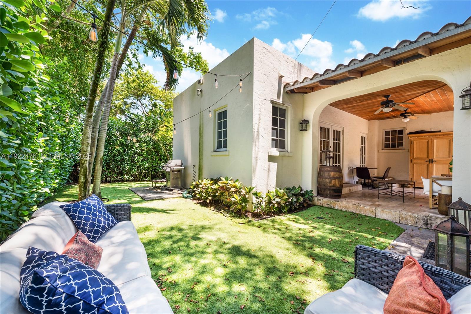 CORAL GABLES GRANADA SEC - Residential Lease