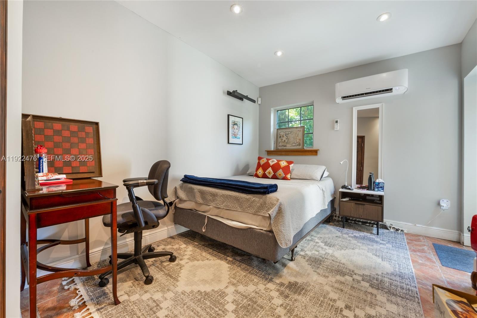 CORAL GABLES GRANADA SEC - Residential Lease