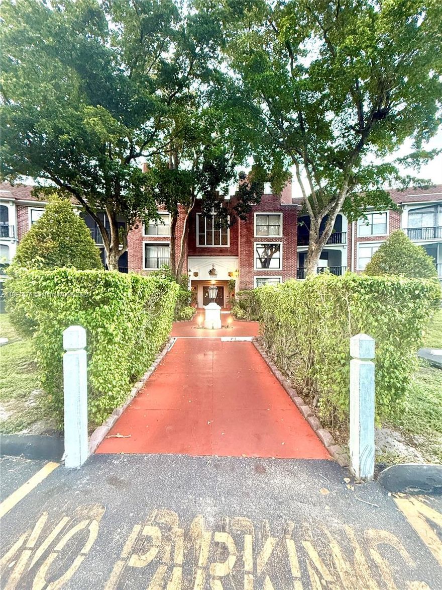 Beautiful 1 bed / 1.5 bath condo located on the 3rd floor of a 3-story building in the desirable International Village at Inverrary. The balcony has been enclosed, extending the living area and adding extra space and light. Brand new flooring, new screening, A/C replaced in April 2025, water heater in July 2025, and full interior painting in September 2025. Half bath has cold water only. Enjoy a resort-style community with 24-hour security, indoor and outdoor heated pools, tennis and racquetball courts, gym, sauna, library, clubhouse, BBQ areas, and walking paths. All ages welcome!