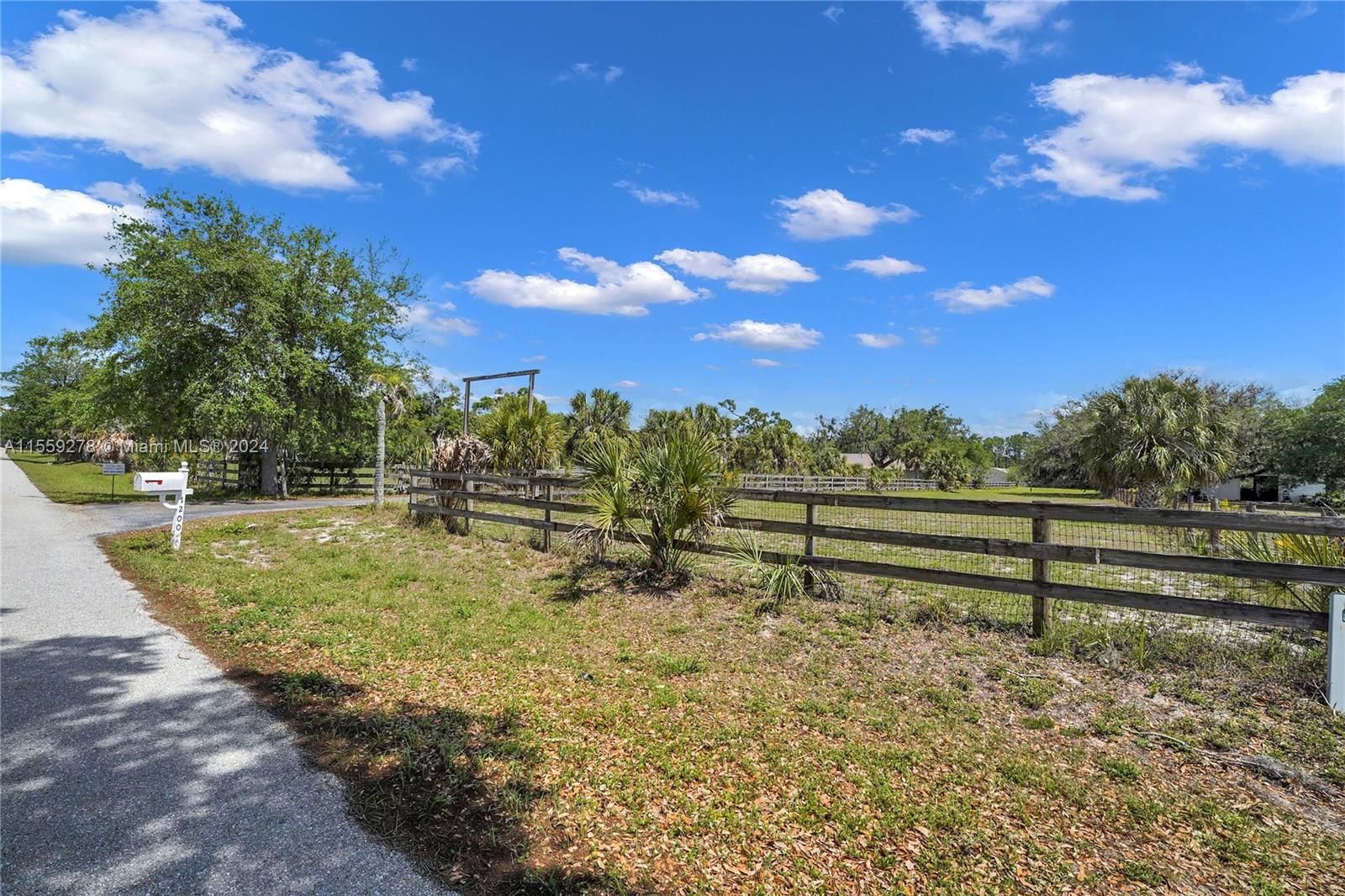 FOX CREEK ACRES - Residential