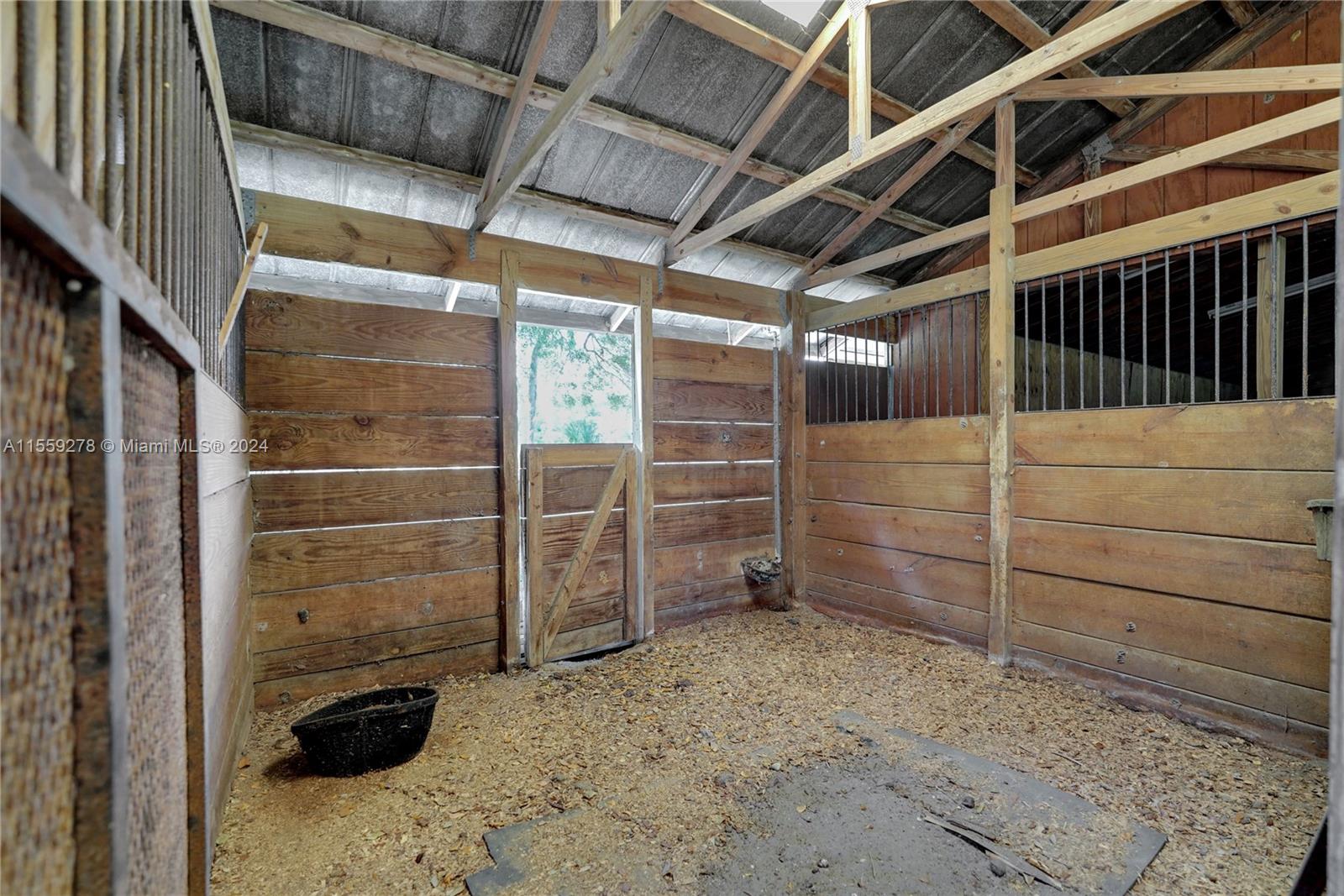 FOX CREEK ACRES - Residential