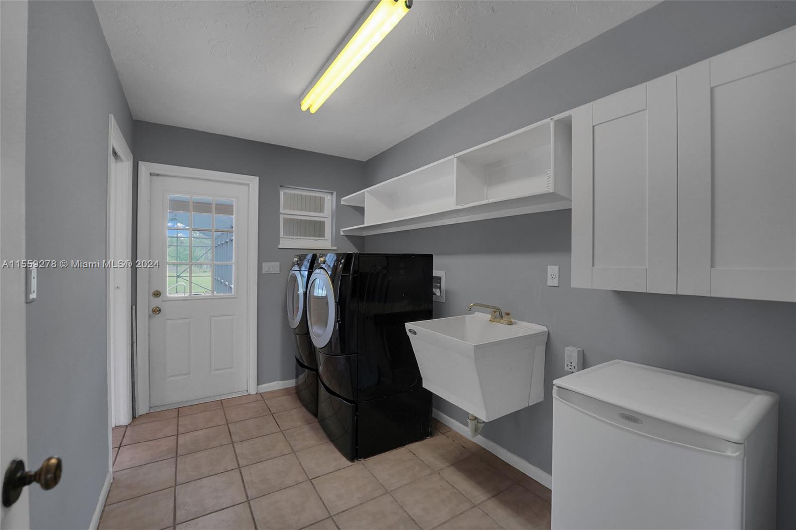 FOX CREEK ACRES - Residential