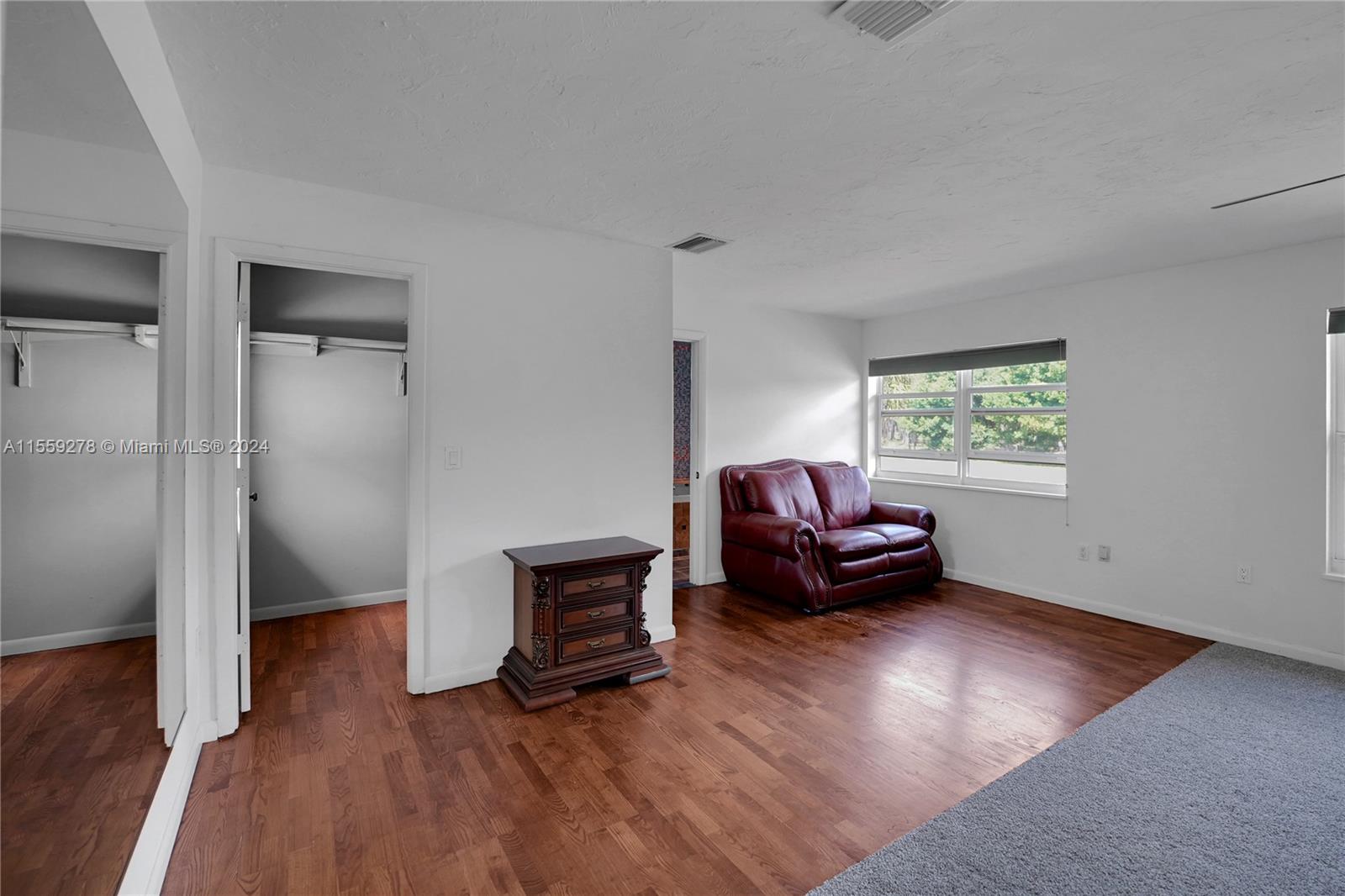 FOX CREEK ACRES - Residential